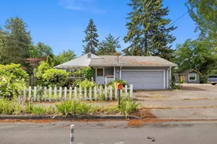 2345 N 130th St, Seattle, WA 98133 - Photo 32