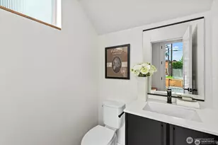 4116A Burke Ave N, Seattle, WA 98103 - Photo 16