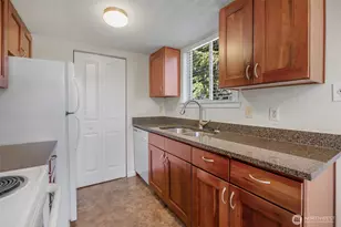 3503 S 160th St, SeaTac, WA 98188 - Photo 8