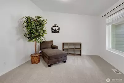 12311 Holtz Road E, Eatonville, WA 98328 - Photo 8