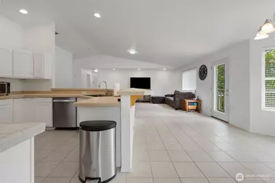 12311 Holtz Road E, Eatonville, WA 98328 - Photo 24