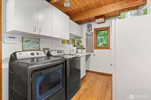 1090 Middle Fork Rd, Onalaska, WA 98570 - Photo 10