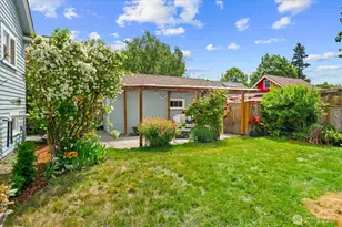 347 NW 81st St, Seattle, WA 98117 - Photo 26