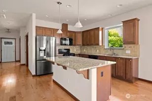 1844 SW Aberdeen Ct, Oak Harbor, WA 98277 - Photo 10
