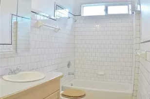 403 30th Ave, Seattle, WA 98122 - Photo 22