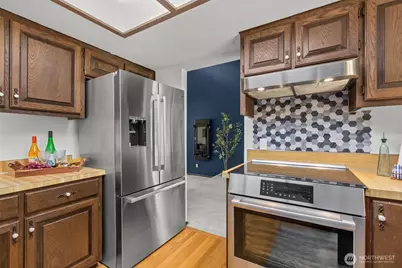 3414 NE Quinault Drive, Bremerton, WA 98311 - Photo 10
