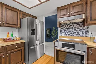 3414 NE Quinault Dr, Bremerton, WA 98311 - Photo 10