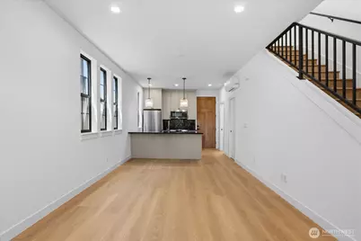 2817 25th Street #B, Everett, WA 98201 - Photo 6