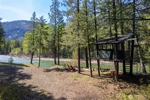 225C Lost River Rd, Mazama, WA 98833 - Photo 2