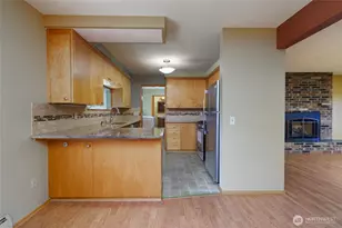 1015 35th St, Anacortes, WA 98221 - Photo 12