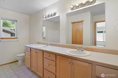 15626 Lindsay Road SE, Yelm, WA 98597 - Photo 16