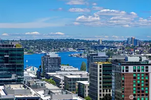 820 Blanchard St, Seattle, WA 98121 - Photo 32