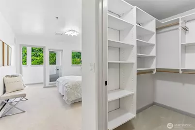 701 Galer Street #813, Seattle, WA 98109 - Photo 22