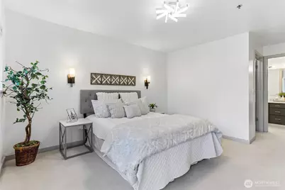 701 Galer Street #813, Seattle, WA 98109 - Photo 20