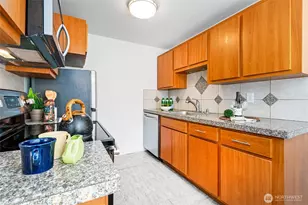 1872 S Central Pl, Kent, WA 98030 - Photo 10