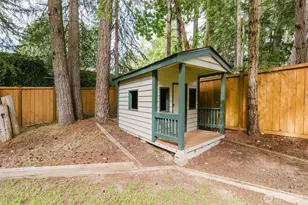 1724 NW Palmer Ln, Bremerton, WA 98311 - Photo 30