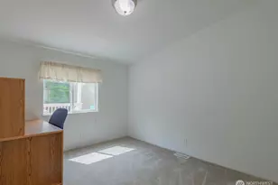 239 Robinson Rd, Port Angeles, WA 98362 - Photo 14