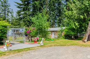 239 Robinson Rd, Port Angeles, WA 98362 - Photo 22