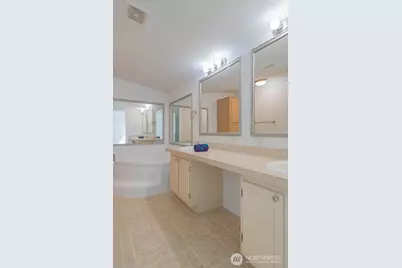 239 Robinson Road, Port Angeles, WA 98362 - Photo 16