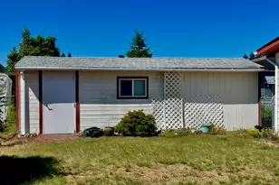 5401 Yakima Ln SE, Lacey, WA 98503 - Photo 12