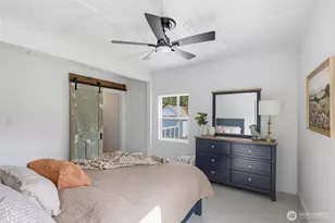11822 24th St E, Edgewood, WA 98372 - Photo 16