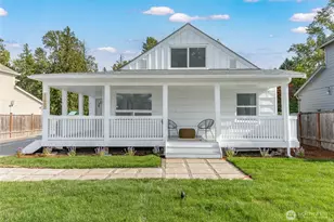 11822 24th St E, Edgewood, WA 98372 - Photo 2