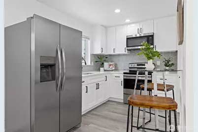 6114 N 49th Street #Unit B, Tacoma, WA 98407 - Photo 8