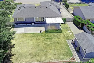 283 Meadow Dr, Camano Island, WA 98282 - Photo 4