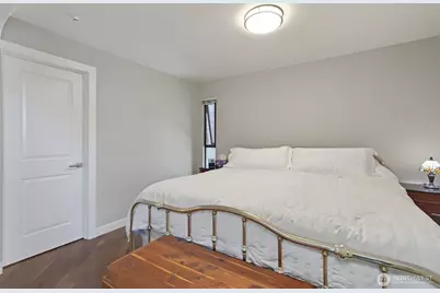 10903 Glen Acres Drive S #B, Seattle, WA 98168 - Photo 20