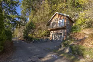 2111 Dellesta Dr, Bellingham, WA 98226 - Photo 2