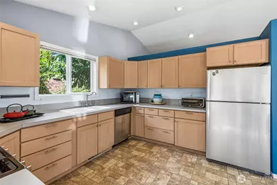 1315 Rogers Street NW, Olympia, WA 98502 - Photo 4