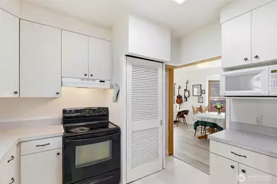 710 2nd Street SW, Puyallup, WA 98371 - Photo 10
