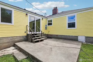 2404 S 121st St, Seattle, WA 98168 - Photo 34
