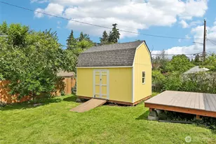 2404 S 121st St, Seattle, WA 98168 - Photo 32