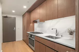 121 Stewart St, Seattle, WA 98101 - Photo 8