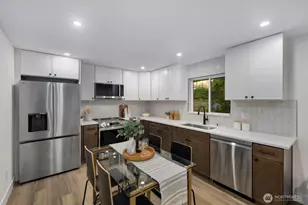 3002 NE 97th St, Seattle, WA 98115 - Photo 10