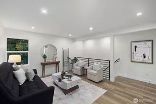 3002 NE 97th St, Seattle, WA 98115 - Photo 2