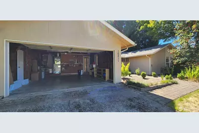 16811 NE 32nd Street, Bellevue, WA 98008 - Photo 4