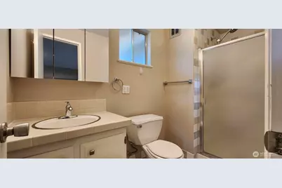 16811 NE 32nd Street, Bellevue, WA 98008 - Photo 24