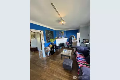 1010 Bellevue Court E, Seattle, WA 98102 - Photo 4