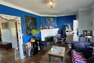1010 Bellevue Ct E, Seattle, WA 98102 - Photo 4