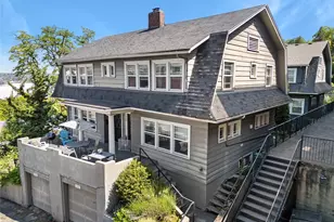 1010 Bellevue Ct E, Seattle, WA 98102 - Photo 4