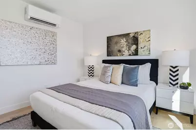 8328 24th Avenue NW, Seattle, WA 98117 - Photo 18