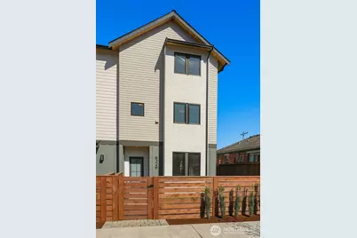 8328 24th Avenue NW, Seattle, WA 98117 - Photo 40