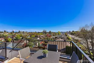 8328 24th Ave NW, Seattle, WA 98117 - Photo 32