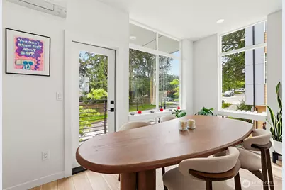 902 N 86th Street, Seattle, WA 98103 - Photo 14