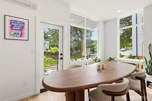 902 N 86th St, Seattle, WA 98103 - Photo 14