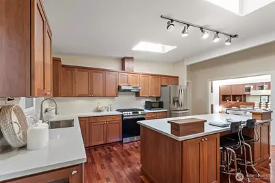 1400 143rd Place NE, Bellevue, WA 98007 - Photo 10