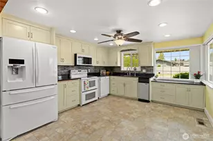 426 4th Ave SE, Pacific, WA 98047 - Photo 6