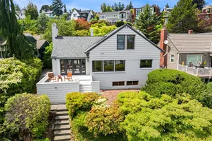 4529 E Laurel Dr NE, Seattle, WA 98105 - Photo 2